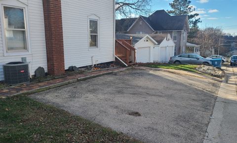 Tiny photo for 603 S Dixon Avenue, Dixon, IL 61021 (MLS # 12525785)