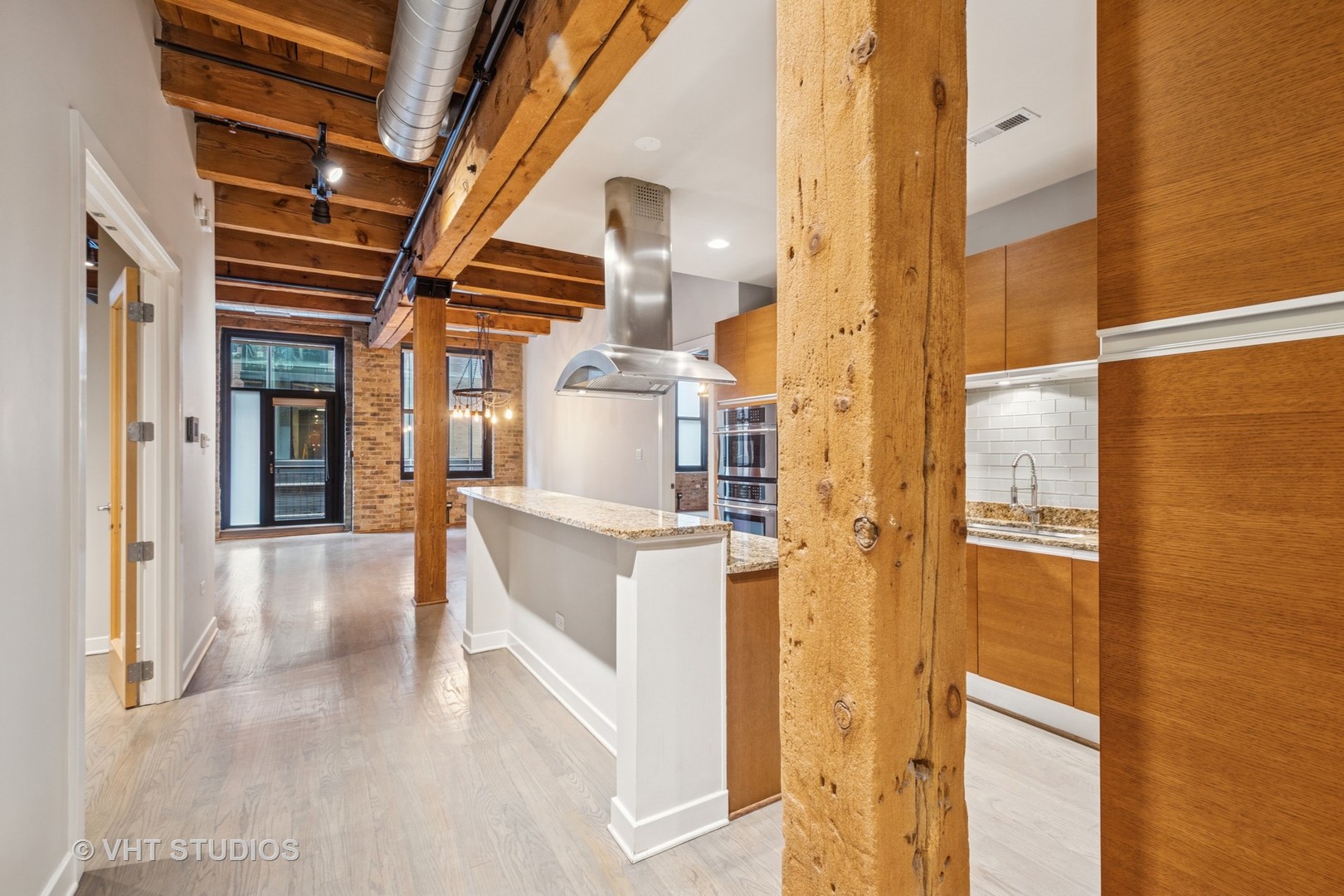 154 W Hubbard Street 404