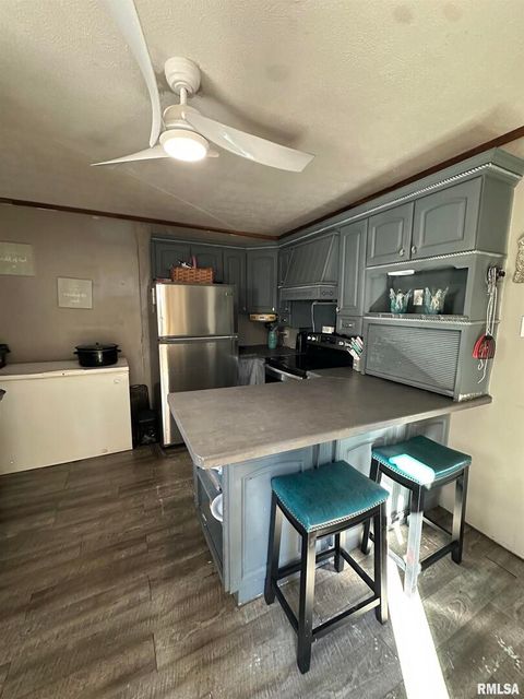 Tiny photo for 717 S 18TH Street, Herrin, IL 62948 (MLS # EB460348)