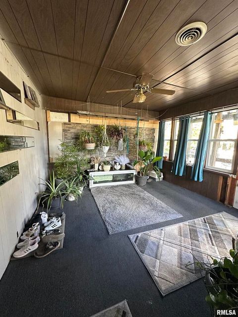 Tiny photo for 717 S 18TH Street, Herrin, IL 62948 (MLS # EB460348)