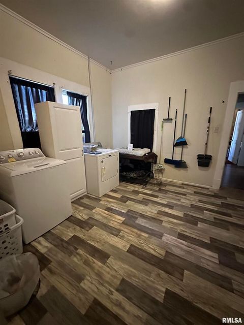 Tiny photo for 717 S 18TH Street, Herrin, IL 62948 (MLS # EB460348)