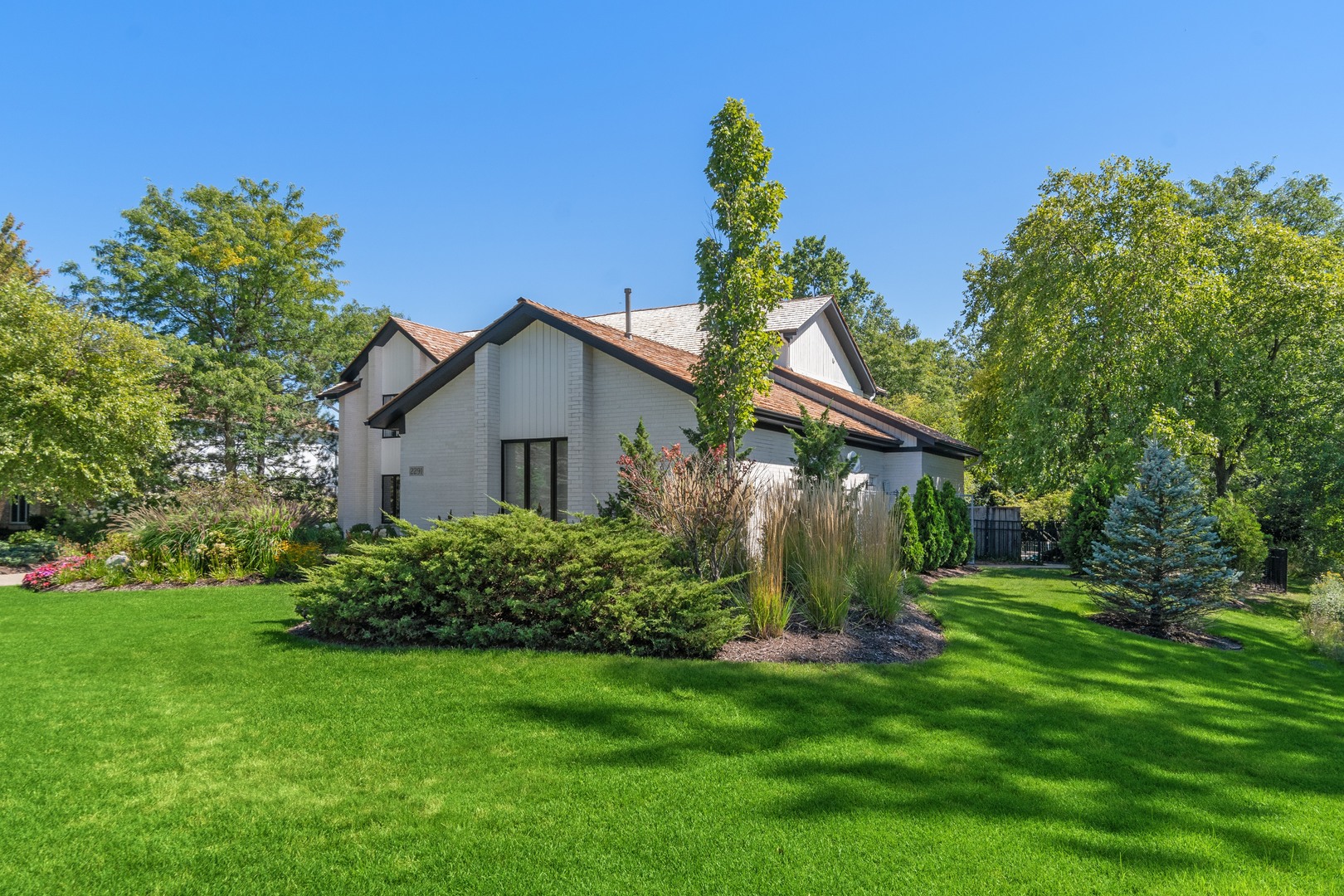 2291 Hybernia Drive