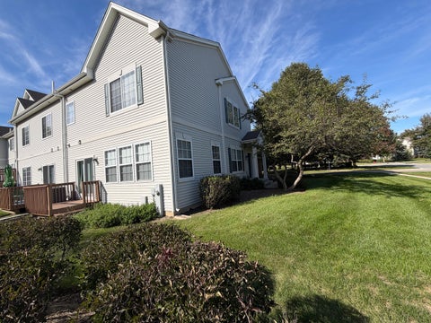Tiny photo for 1830 Maureen Drive, Hoffman Estates, IL 60192 (MLS # 12772634)