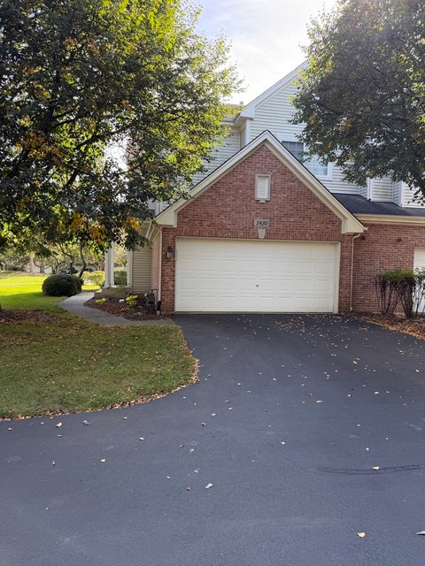 Tiny photo for 1830 Maureen Drive, Hoffman Estates, IL 60192 (MLS # 12772634)