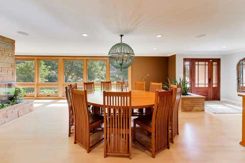 Tiny photo for 1500 W Blackhawk Drive, Mount Prospect, IL 60056 (MLS # 12680337)