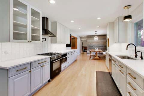 Tiny photo for 1500 W Blackhawk Drive, Mount Prospect, IL 60056 (MLS # 12680337)
