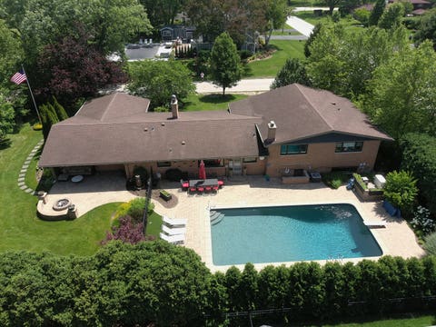 Tiny photo for 1500 W Blackhawk Drive, Mount Prospect, IL 60056 (MLS # 12680337)