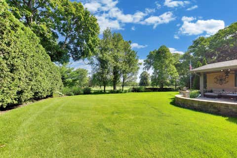 Tiny photo for 1500 W Blackhawk Drive, Mount Prospect, IL 60056 (MLS # 12680337)