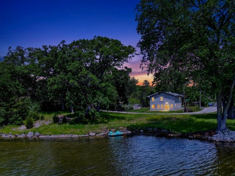 Photo of 172 E Lakeview Avenue, Round Lake Beach, IL 60073 (MLS # 12730776)