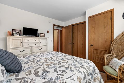 Tiny photo for 7616 W LAWRENCE Avenue #2B, Harwood Heights, IL 60706 (MLS # 12505278)