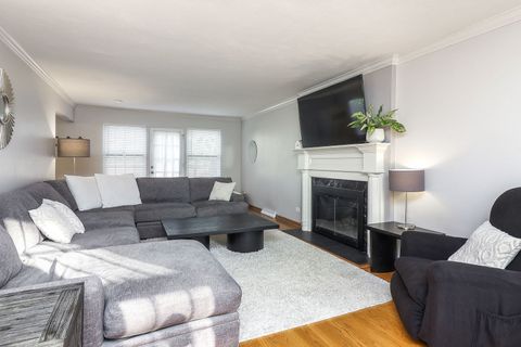 Tiny photo for 119 N Main Street, Glen Ellyn, IL 60137 (MLS # 12505993)