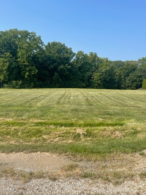 8216 Shadow Creek Lane