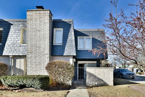 Tiny photo for 9831 S Karlov Avenue, Oak Lawn, IL 60453 (MLS # 12497364)