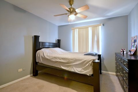 Tiny photo for 9831 S Karlov Avenue, Oak Lawn, IL 60453 (MLS # 12497364)