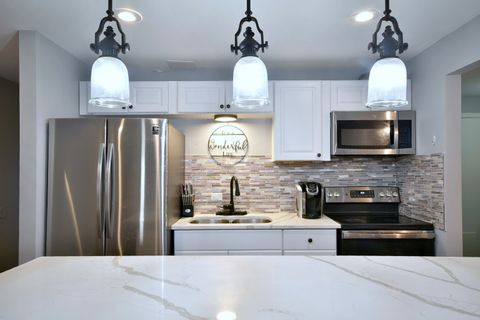 Tiny photo for 9831 S Karlov Avenue, Oak Lawn, IL 60453 (MLS # 12497364)