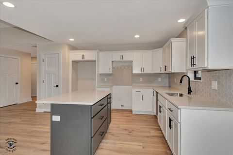 Tiny photo for 1947 Flagstone Avenue, Bourbonnais, IL 60914 (MLS # 12583868)