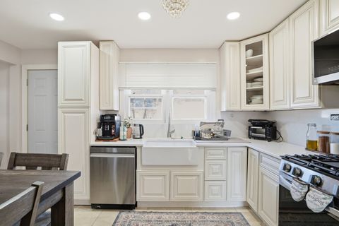 Tiny photo for 10459 S 81st Avenue, Palos Hills, IL 60465 (MLS # 12610520)