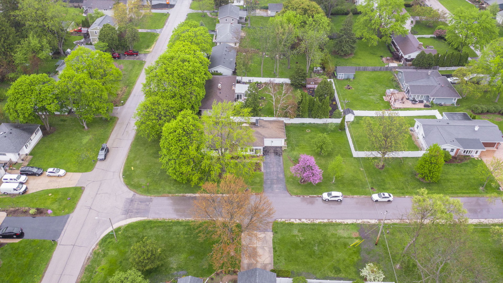 27W340 Washington Avenue