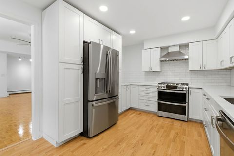 Tiny photo for 1310 Maple Avenue #2C, Evanston, IL 60201 (MLS # 12677691)