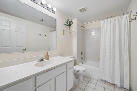 Tiny photo for 1200 S Prospect Avenue #103, Elmhurst, IL 60126 (MLS # 12792374)