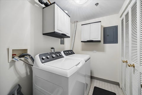 Tiny photo for 1200 S Prospect Avenue #103, Elmhurst, IL 60126 (MLS # 12792374)