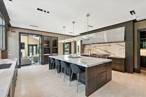 Tiny photo for 261 E Onwentsia Road, Lake Forest, IL 60045 (MLS # 12457563)