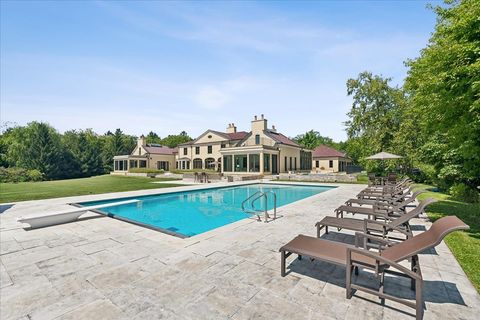 Tiny photo for 261 E Onwentsia Road, Lake Forest, IL 60045 (MLS # 12457563)