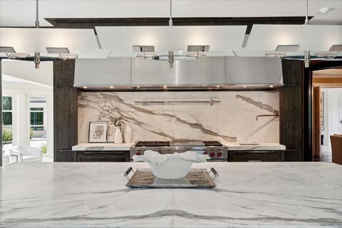 Tiny photo for 261 E Onwentsia Road, Lake Forest, IL 60045 (MLS # 12457563)