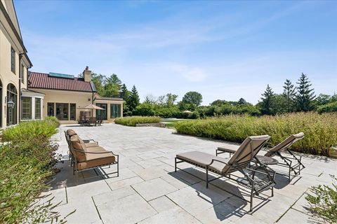 Tiny photo for 261 E Onwentsia Road, Lake Forest, IL 60045 (MLS # 12457563)