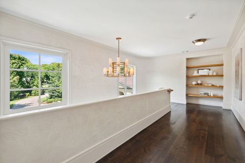 Tiny photo for 261 E Onwentsia Road, Lake Forest, IL 60045 (MLS # 12457563)