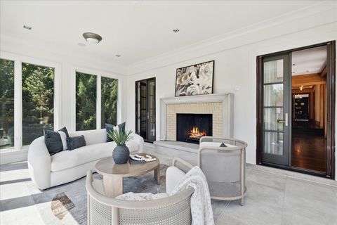 Tiny photo for 261 E Onwentsia Road, Lake Forest, IL 60045 (MLS # 12457563)