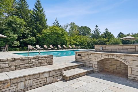 Tiny photo for 261 E Onwentsia Road, Lake Forest, IL 60045 (MLS # 12457563)