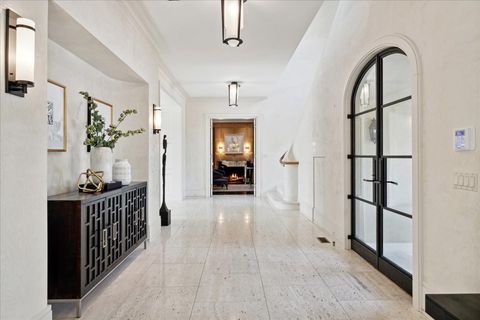 Tiny photo for 261 E Onwentsia Road, Lake Forest, IL 60045 (MLS # 12457563)