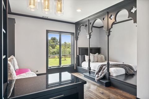 Tiny photo for 261 E Onwentsia Road, Lake Forest, IL 60045 (MLS # 12457563)