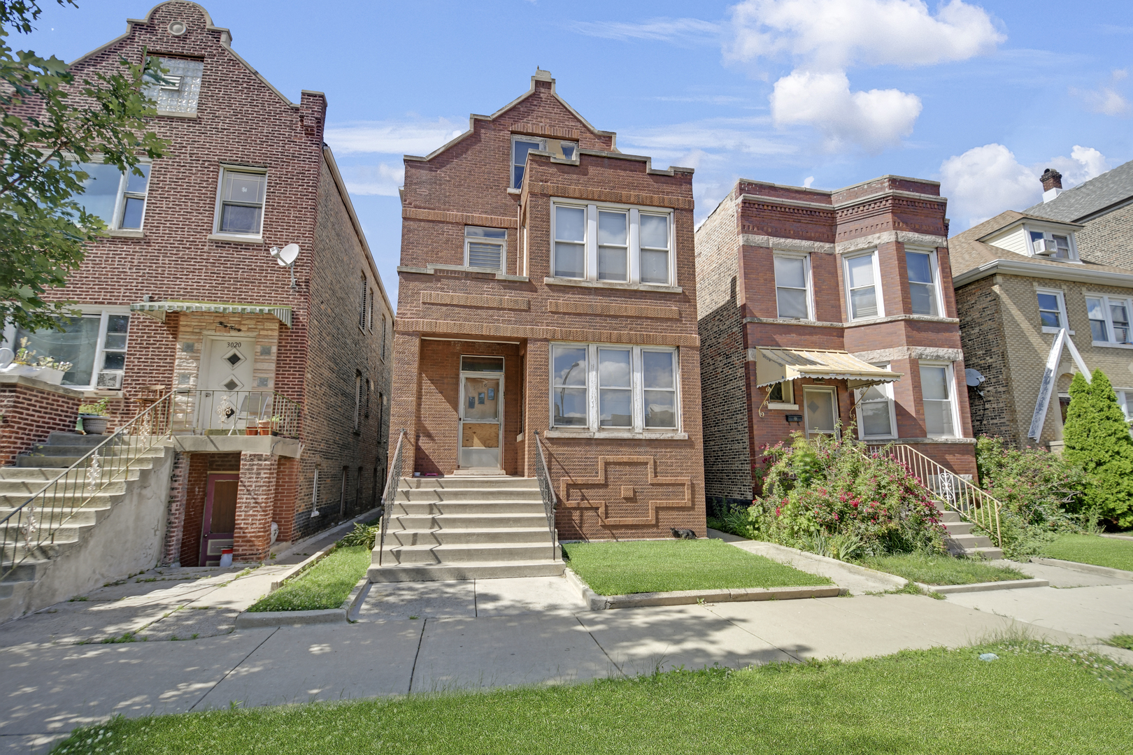 Photo 1 of 8 — 3018 W 42nd Street, Chicago, IL 60632