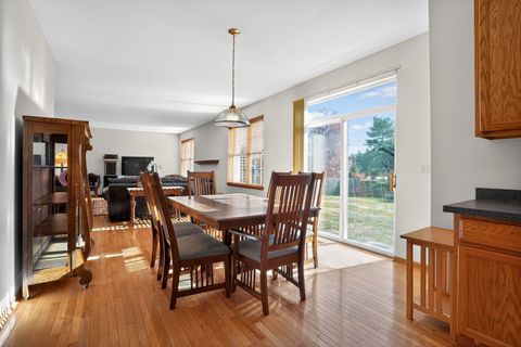 Tiny photo for Hoffman Estates, IL 60010 (MLS # 12507309)