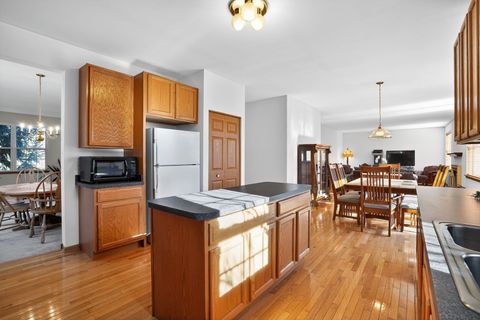 Tiny photo for Hoffman Estates, IL 60010 (MLS # 12507309)