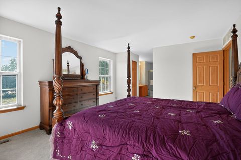 Tiny photo for Hoffman Estates, IL 60010 (MLS # 12507309)