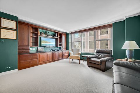 Tiny photo for 777 N Michigan Avenue #2700-02, Chicago, IL 60611 (MLS # 12414005)