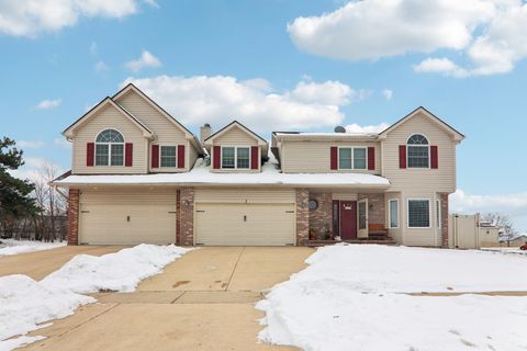 Photo of 7 Exchange Boulevard, Glendale Heights, IL 60139 (MLS # 12532287)