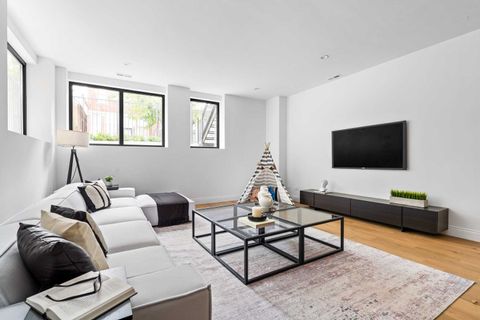 Tiny photo for 2127 W Dickens Avenue, Chicago, IL 60647 (MLS # 12500072)