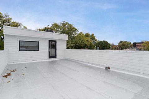 Tiny photo for 2127 W Dickens Avenue, Chicago, IL 60647 (MLS # 12500072)