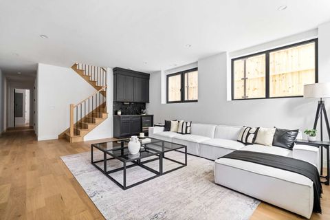 Tiny photo for 2127 W Dickens Avenue, Chicago, IL 60647 (MLS # 12500072)