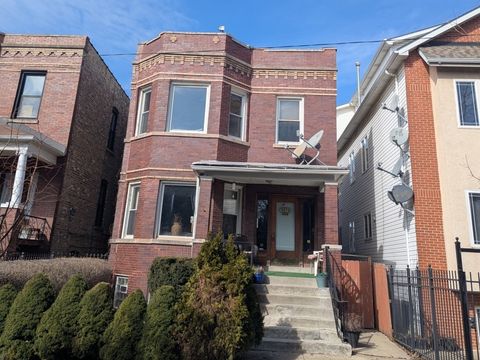 3078 N Haussen Court Chicago IL 60618