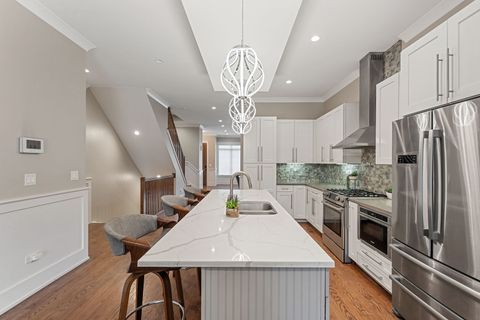 Tiny photo for 4223 S Wabash Avenue, Chicago, IL 60653 (MLS # 12548602)