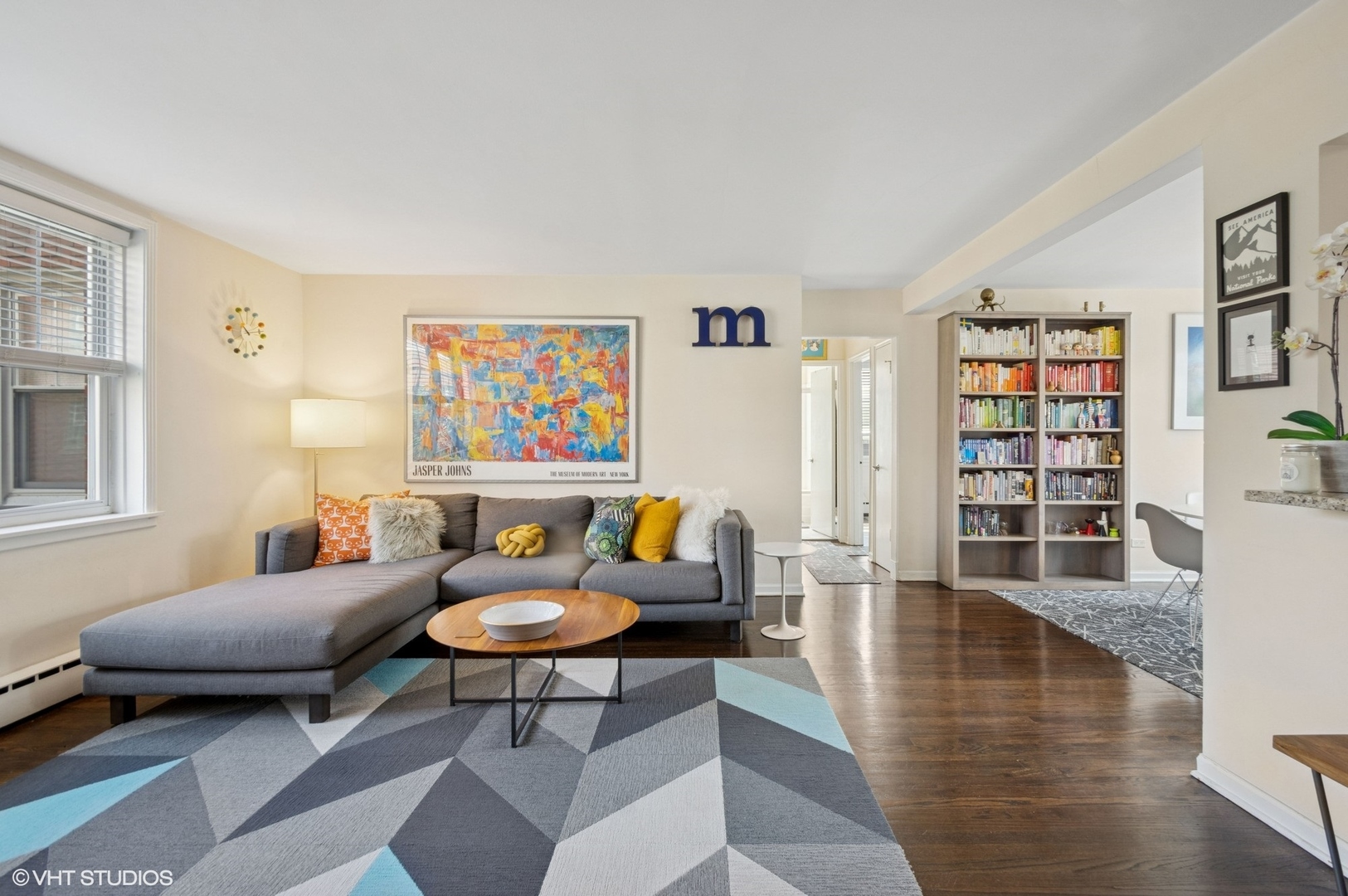 2427 W FARRAGUT Avenue 1A