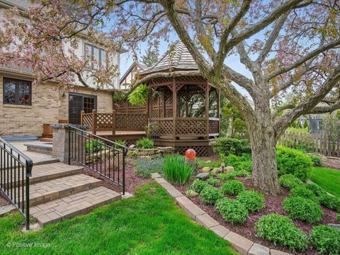 Tiny photo for 2S517 Danbury Drive, Glen Ellyn, IL 60137 (MLS # 12619943)