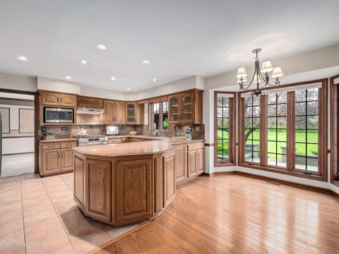 Tiny photo for 2S517 Danbury Drive, Glen Ellyn, IL 60137 (MLS # 12619943)