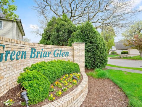 Tiny photo for 2S517 Danbury Drive, Glen Ellyn, IL 60137 (MLS # 12619943)