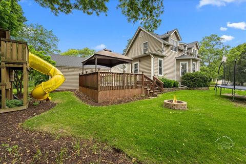 Tiny photo for 907 Illinois Avenue, St. Charles, IL 60174 (MLS # 12466025)
